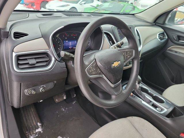 Used 2022 Chevrolet Equinox LS w/ LS Convenience Package image 18