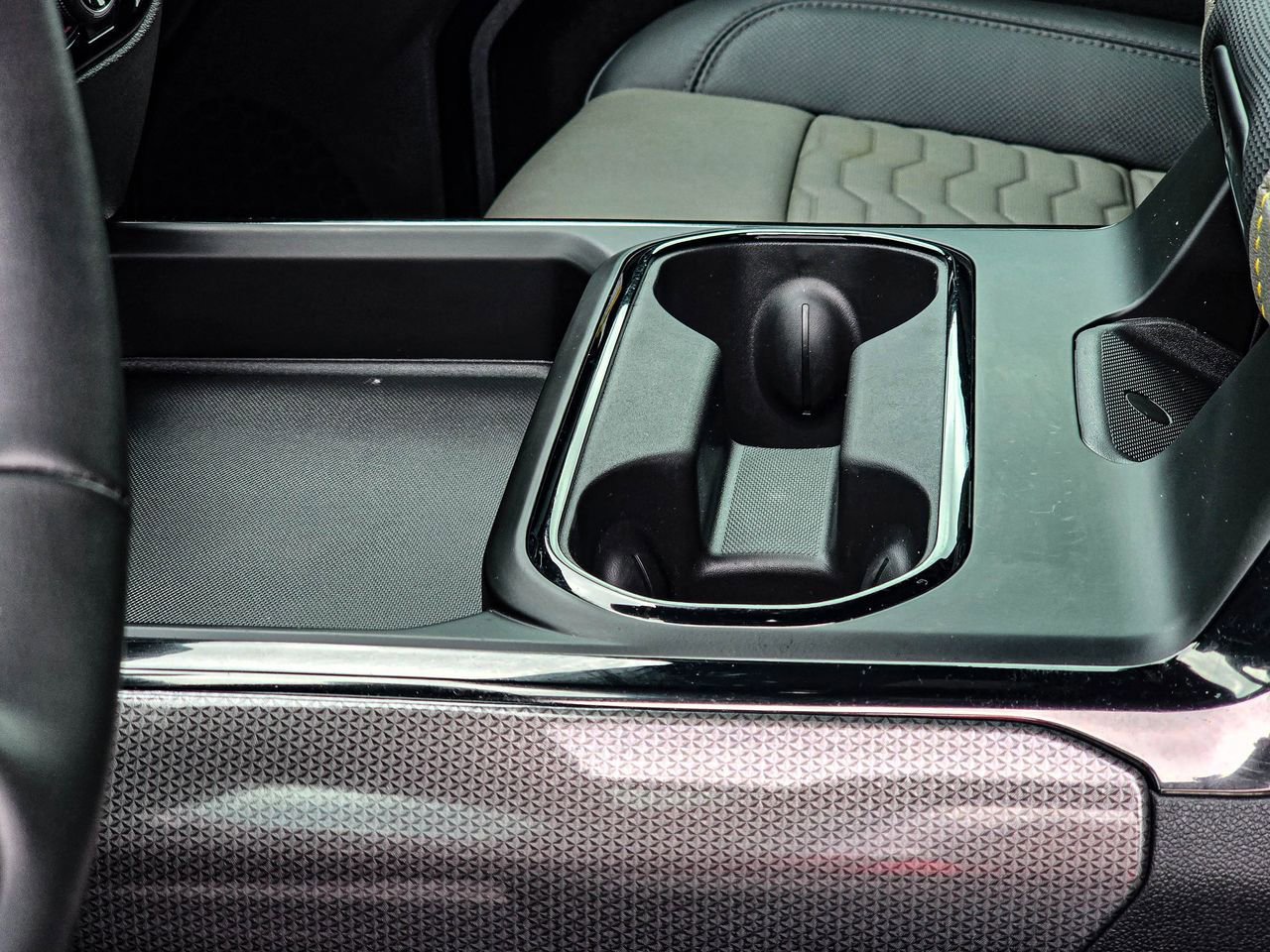 Used 2026 Chevrolet Silverado 2500 ZR2 image 26