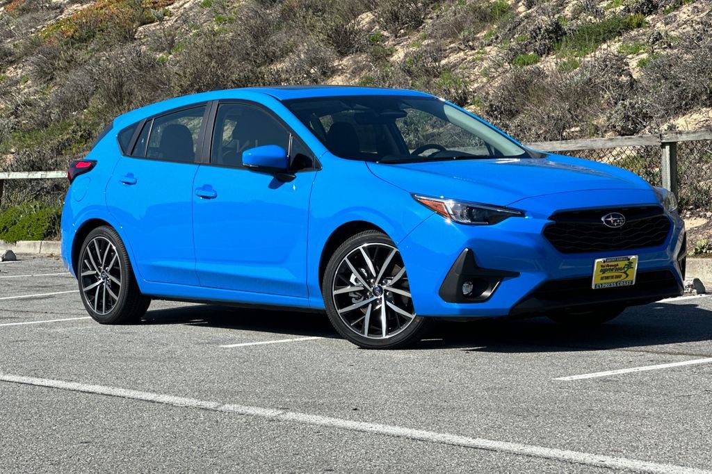 Used 2025 Subaru Impreza 2.0i Sport image 2