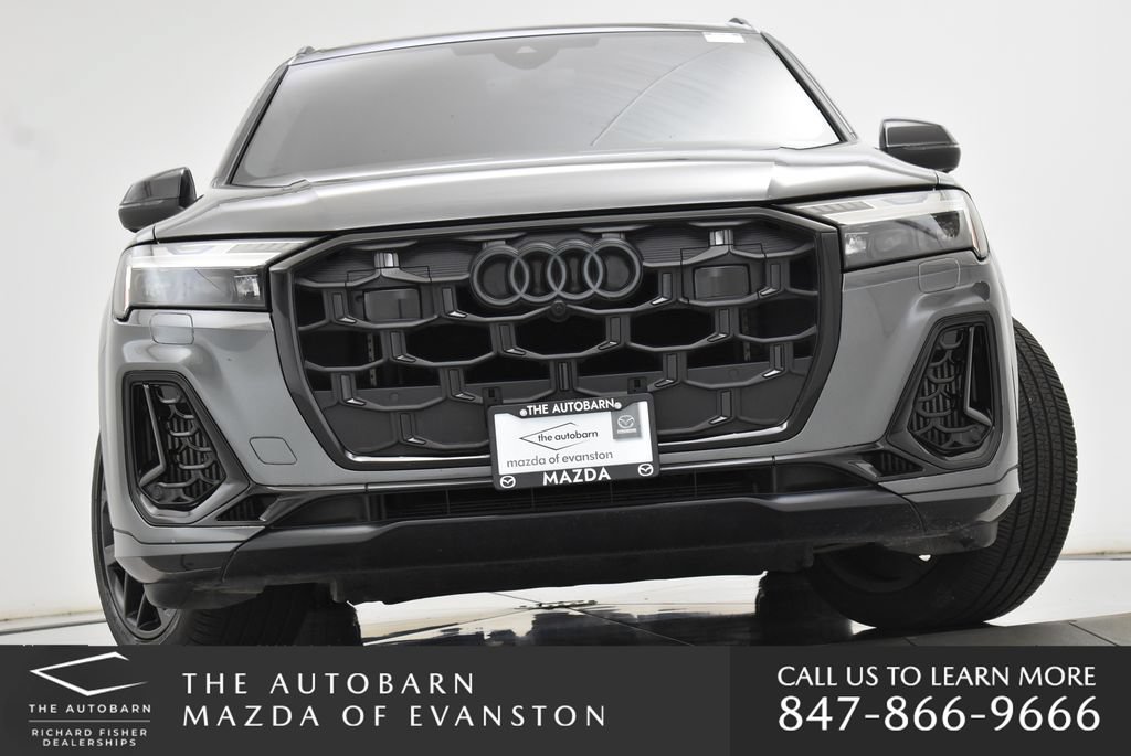Used 2025 Audi SQ7 Prestige AWD/4WD image 5