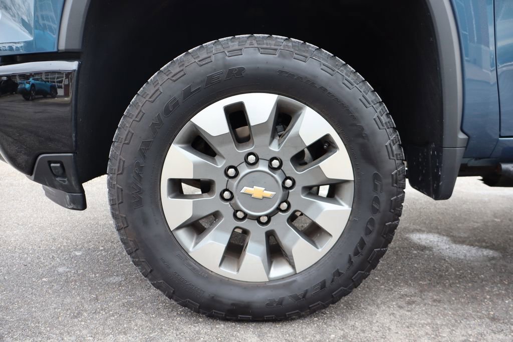 Used 2024 Chevrolet Silverado 2500 Custom w/ Custom Value Package image 28