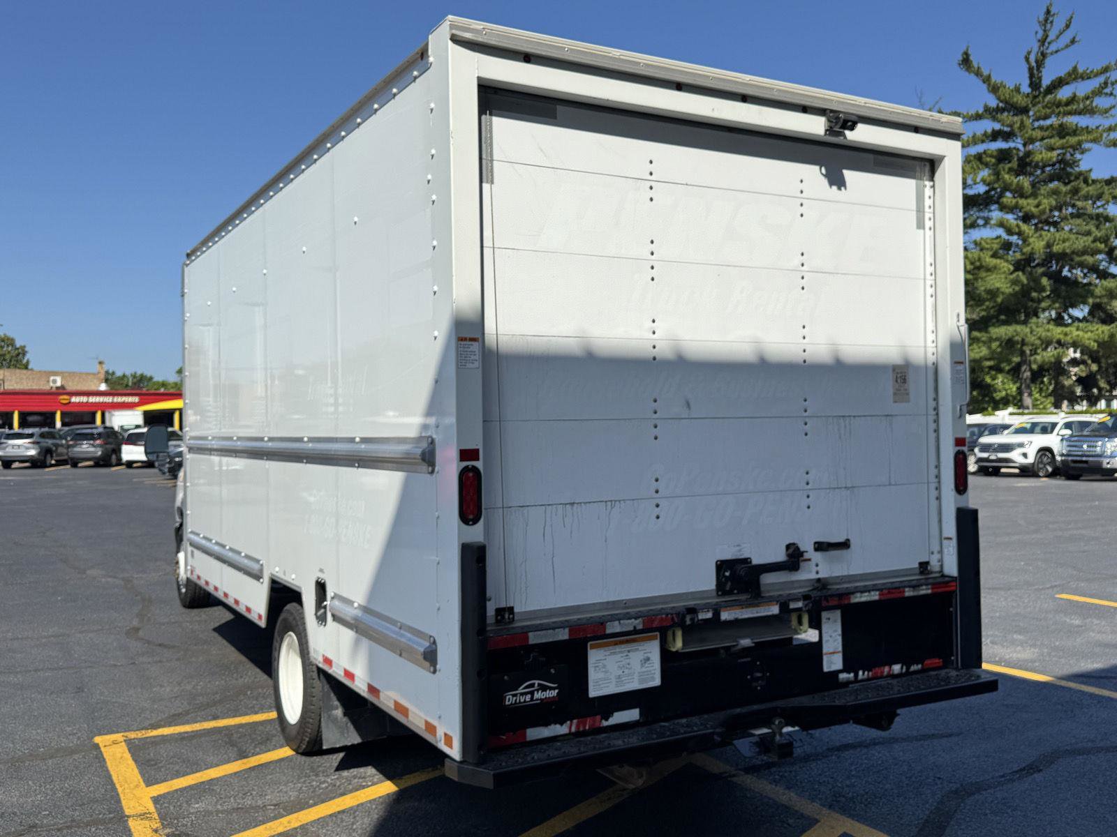 Used 2022 Ford E-350 and Econoline 350 Super Duty RWD image 14