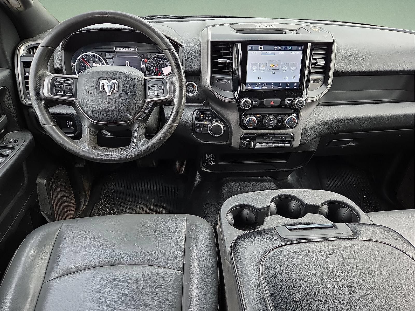 Used 2022 RAM 2500 Tradesman w/ Chrome Appearance Group AWD/4WD image 11