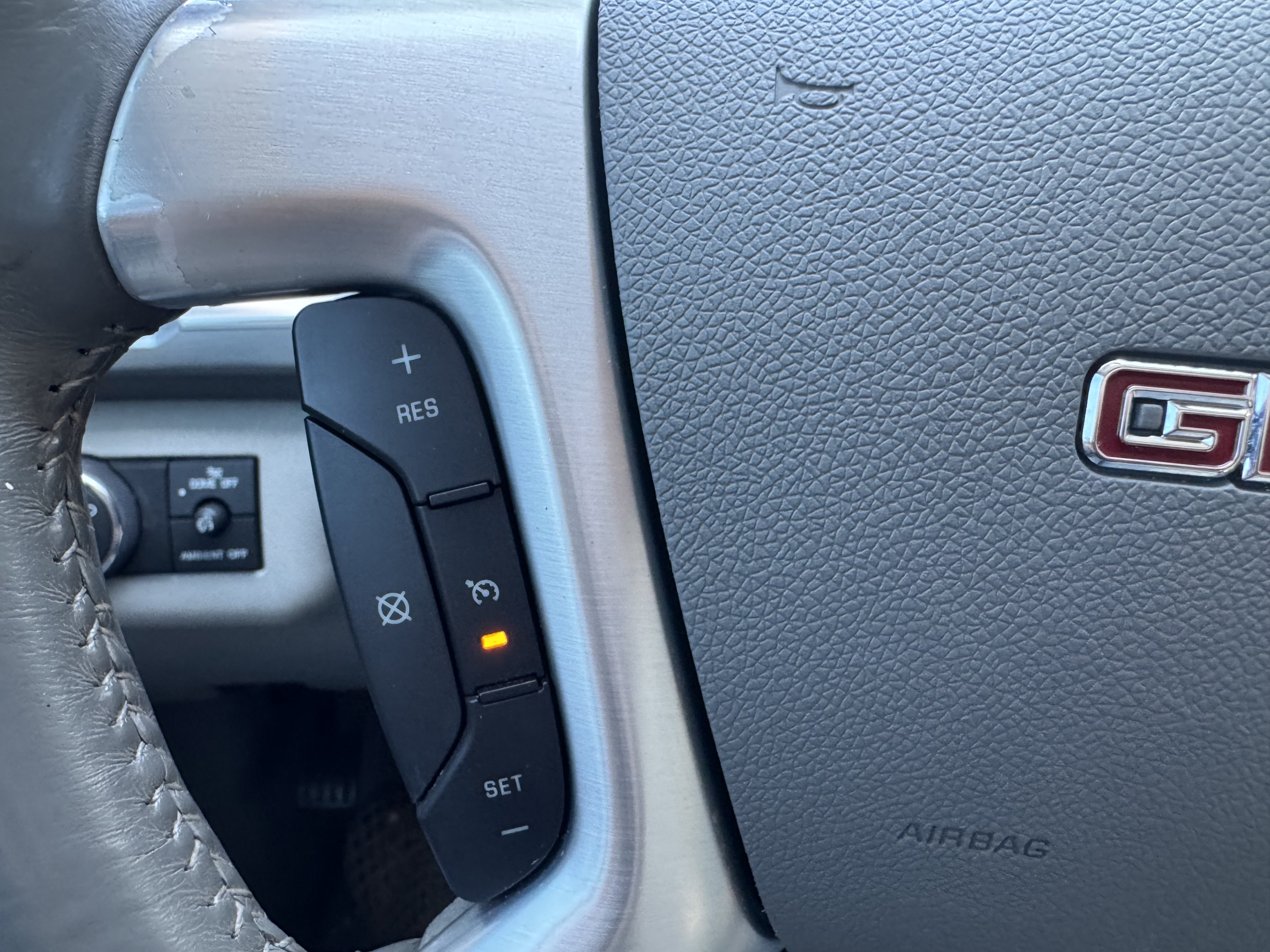 Used 2016 GMC Acadia SLT w/ Open Road Package FWD image 12
