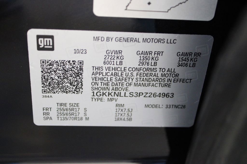 Used 2023 GMC Acadia AT4 w/ Technology Package image 32