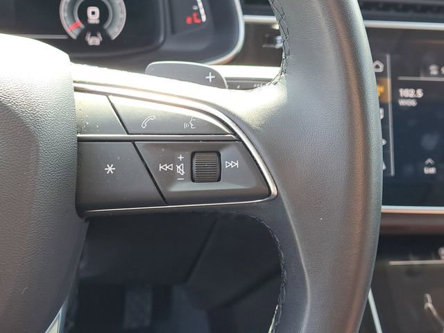 Used 2022 Audi Q8 Premium Plus image 11