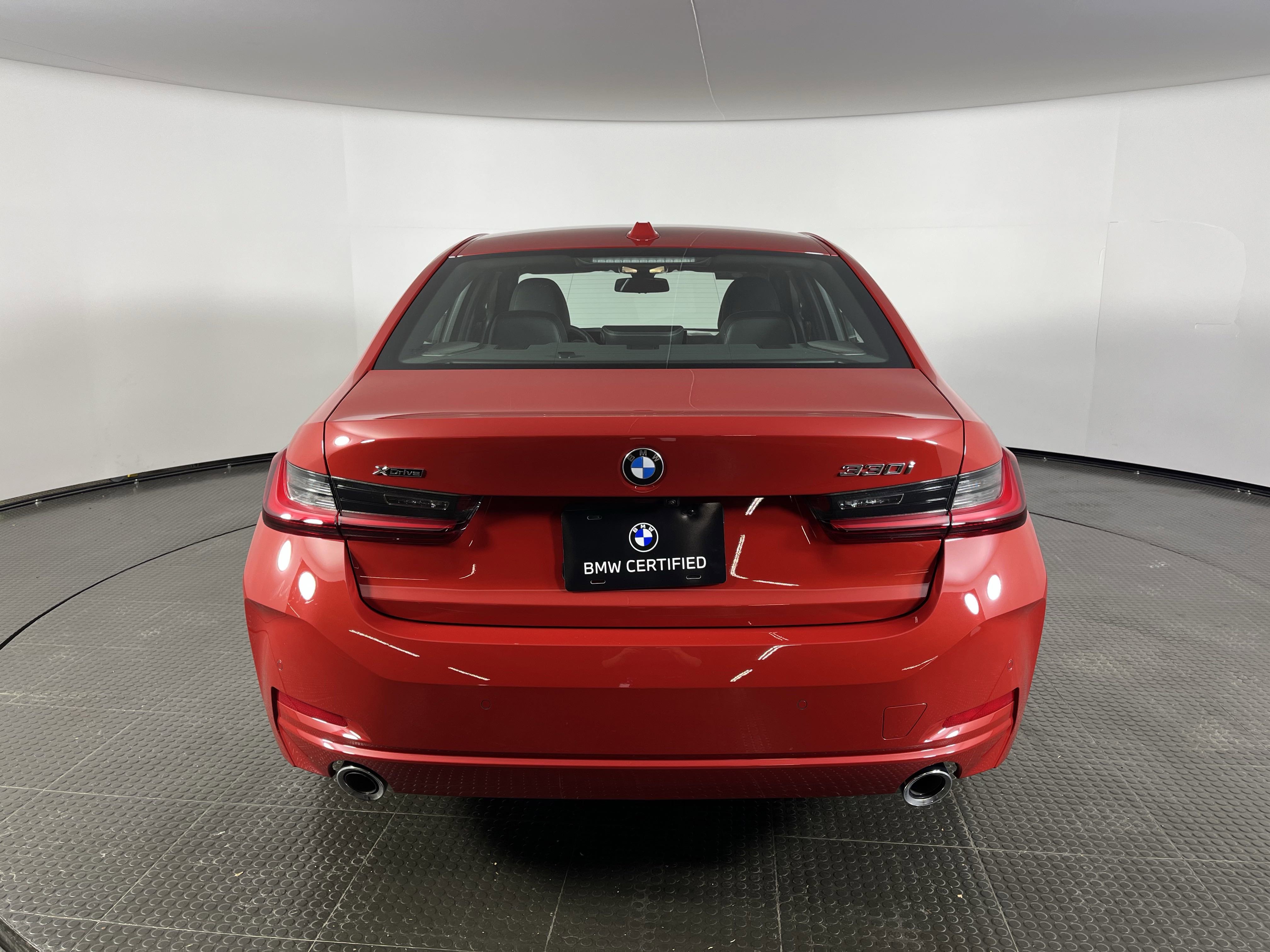 Certified 2024 BMW 330i xDrive 330i xDrive image 8