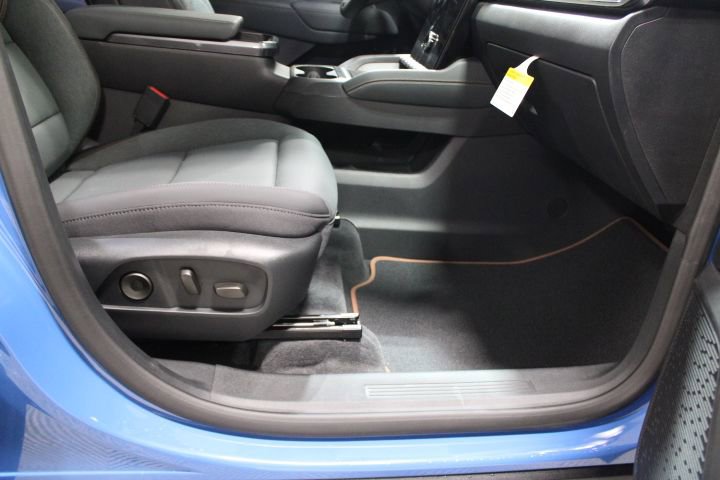 New 2026 GMC Terrain AT4 w/ Convenience Package III image 24