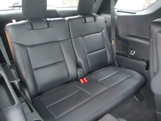 Used 2025 Ford Explorer ST-Line AWD/4WD image 14