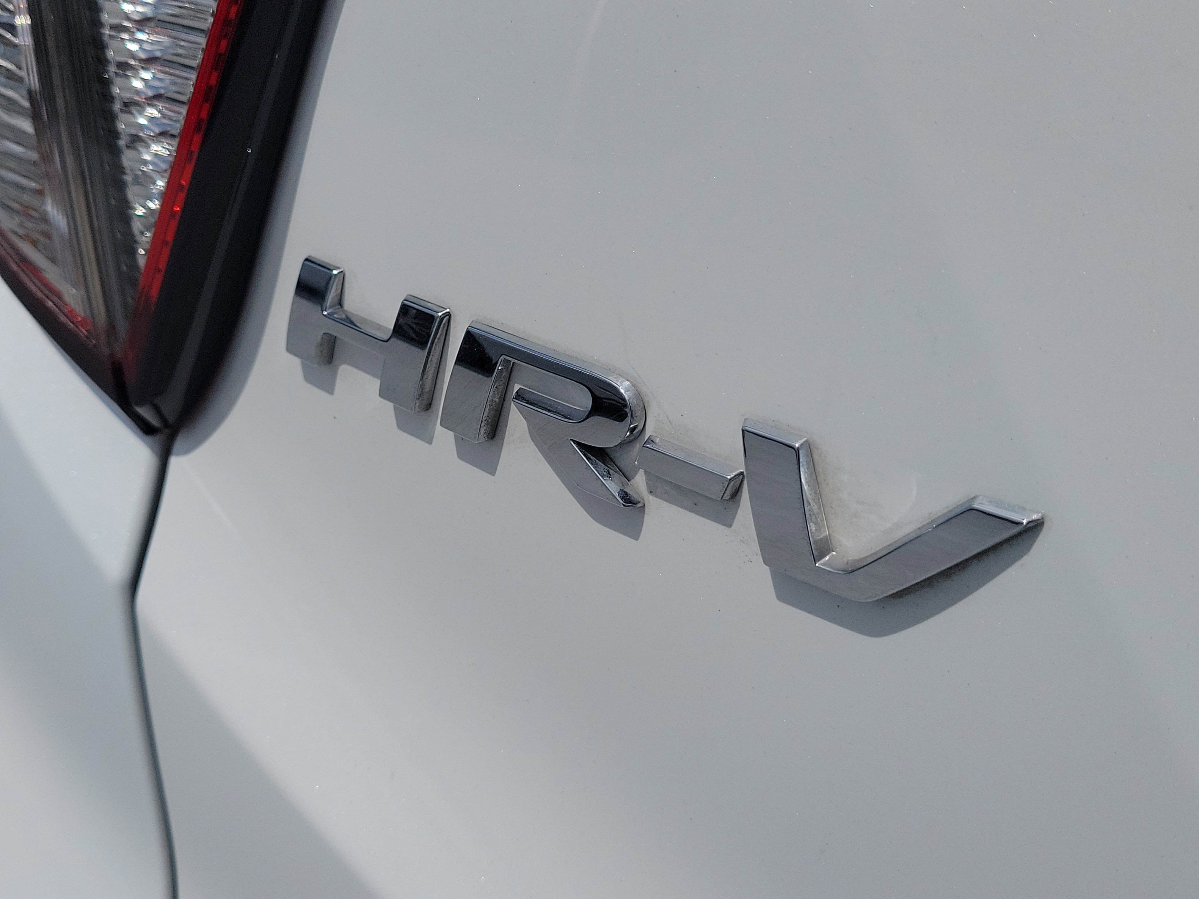 Used 2022 Honda HR-V EX image 8