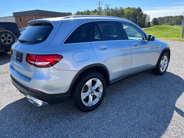 Used 2017 Mercedes-Benz GLC 300 4MATIC image 8