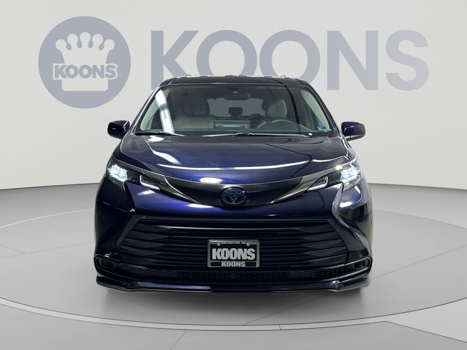 Used 2025 Toyota Sienna LE AWD/4WD image 23