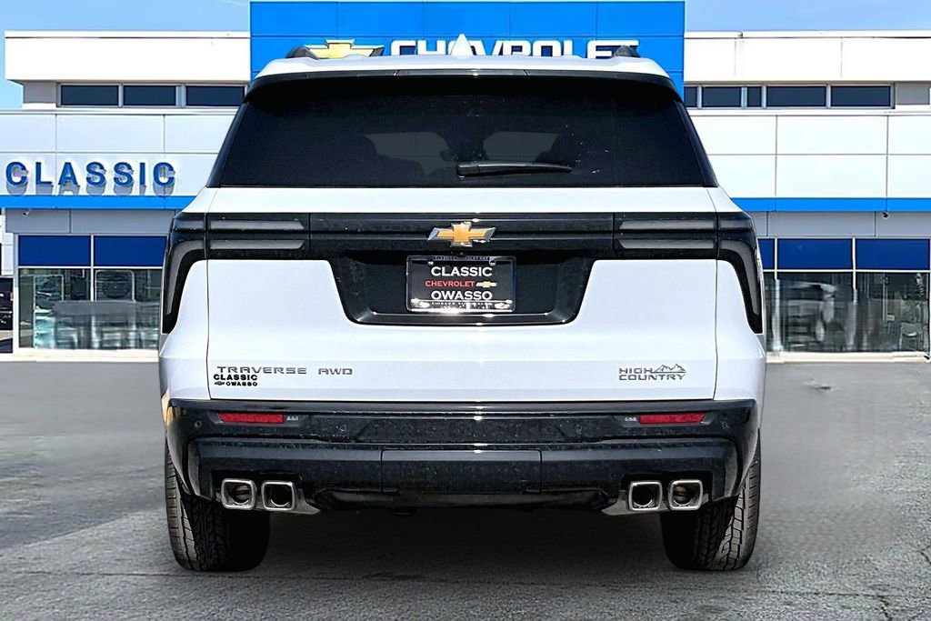 New 2026 Chevrolet Traverse High Country image 4