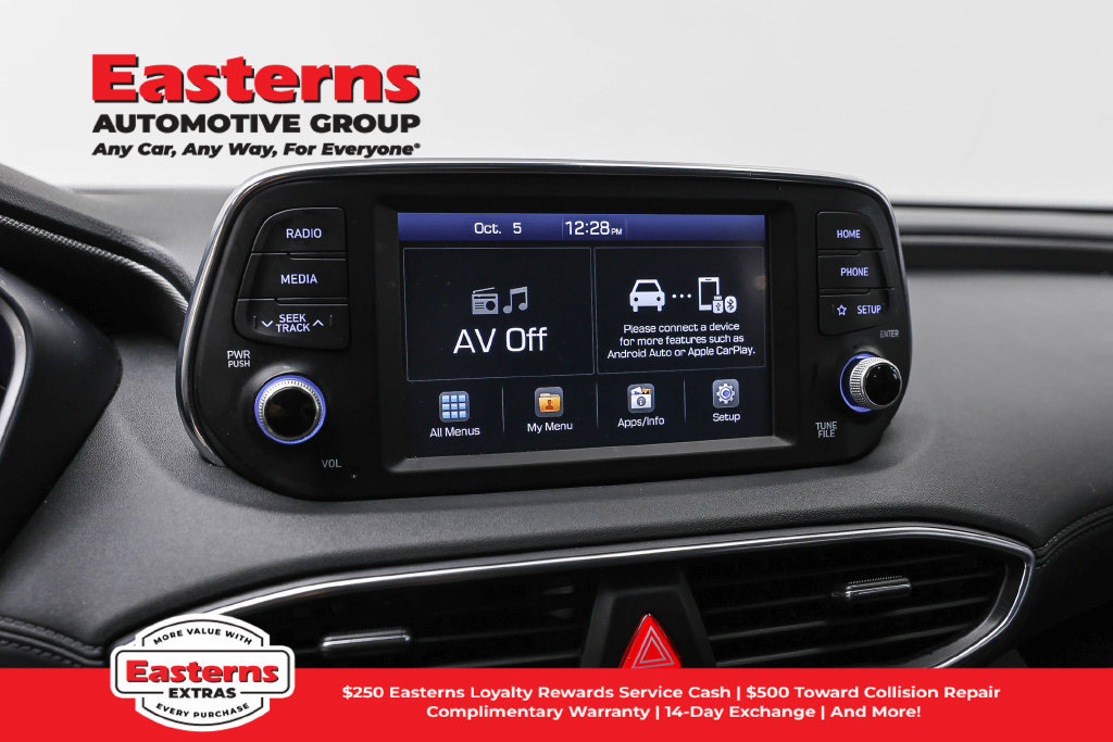 Used 2019 Hyundai Santa Fe SE FWD image 19