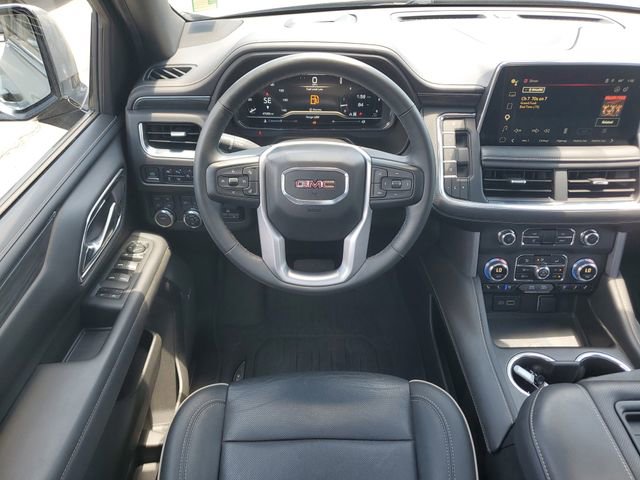 Used 2023 GMC Yukon XL SLT w/ SLT Premium Package AWD/4WD image 21