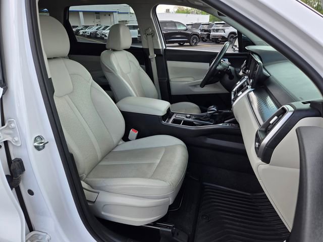 Used 2023 Kia Sorento S w/ Panoramic Sunroof Package image 20