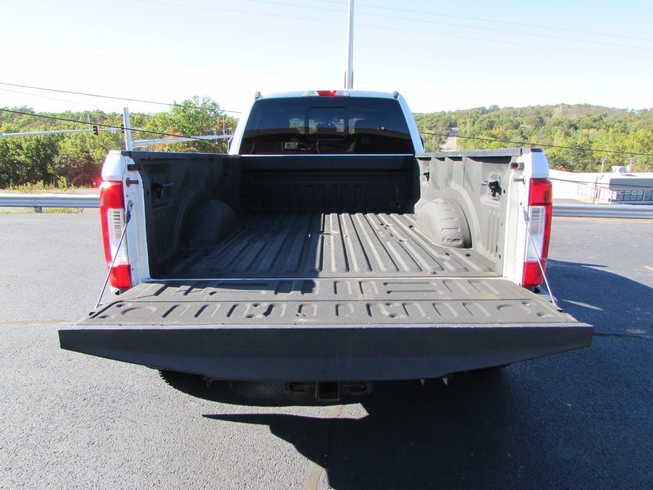 Certified 2018 Ford F350 Lariat w/ Chrome Package AWD/4WD image 12