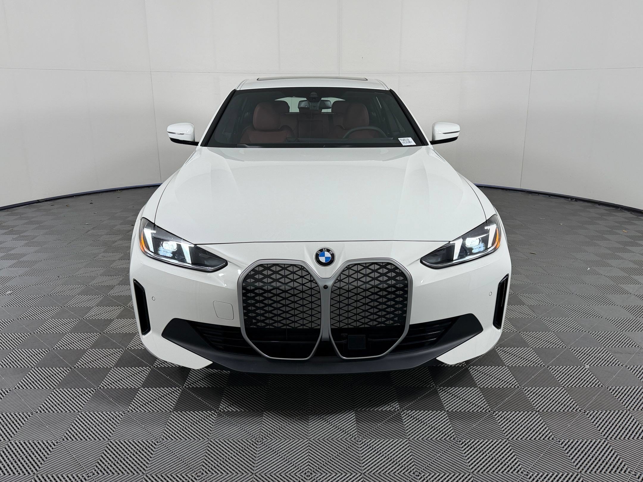 Used 2026 BMW i4 eDrive40 w/ Premium Package RWD image 6