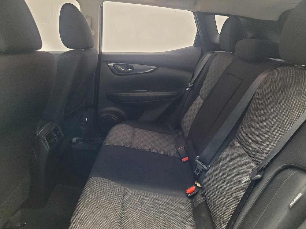 Used 2021 Nissan Rogue Sport SV FWD image 18