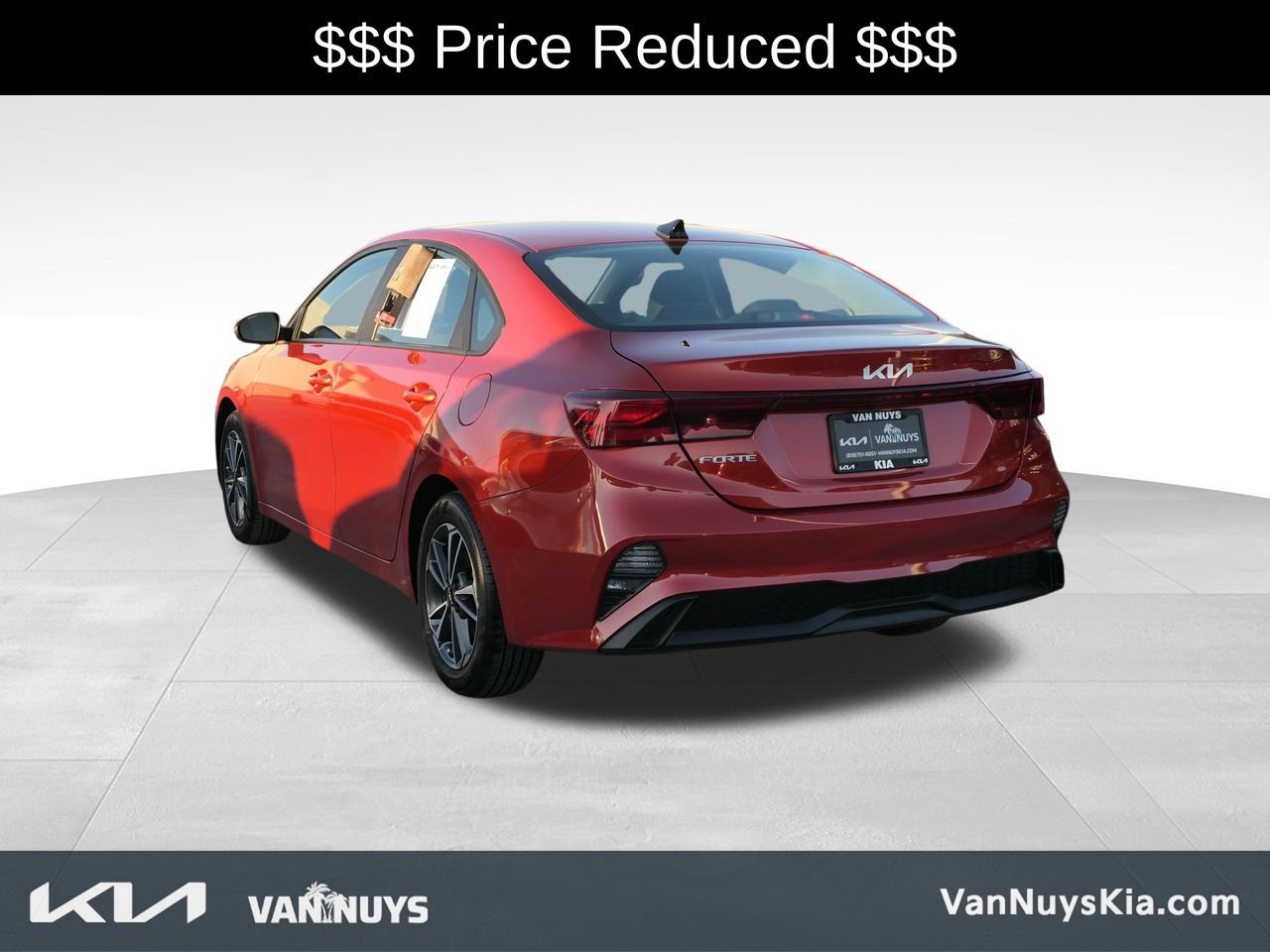 Used 2023 Kia Forte LXS w/ LXS Technology Package image 5