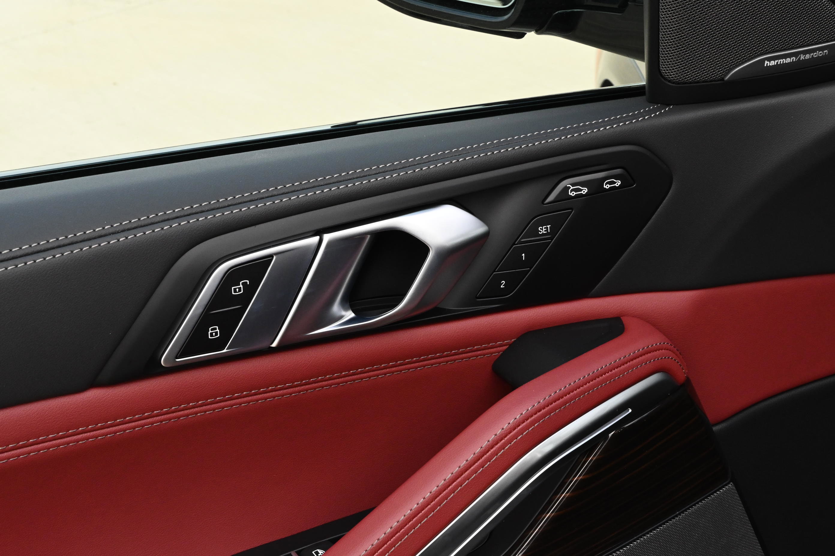 New 2026 BMW X6 xDrive40i w/ Premium Package image 25