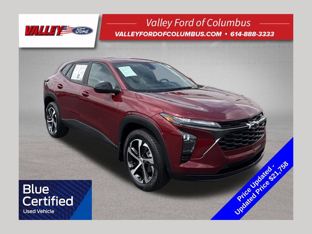 Used 2024 Chevrolet Trax RS w/ Driver Confidence Package FWD image 1