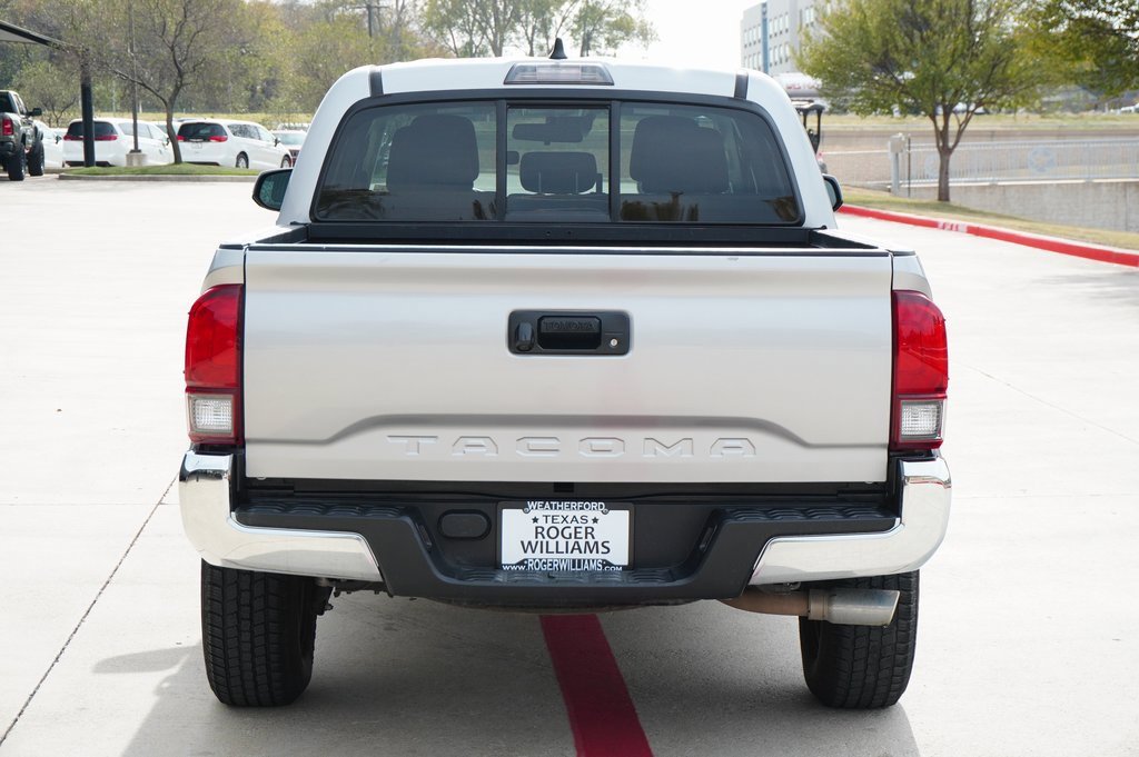 Used 2020 Toyota Tacoma SR5 image 4