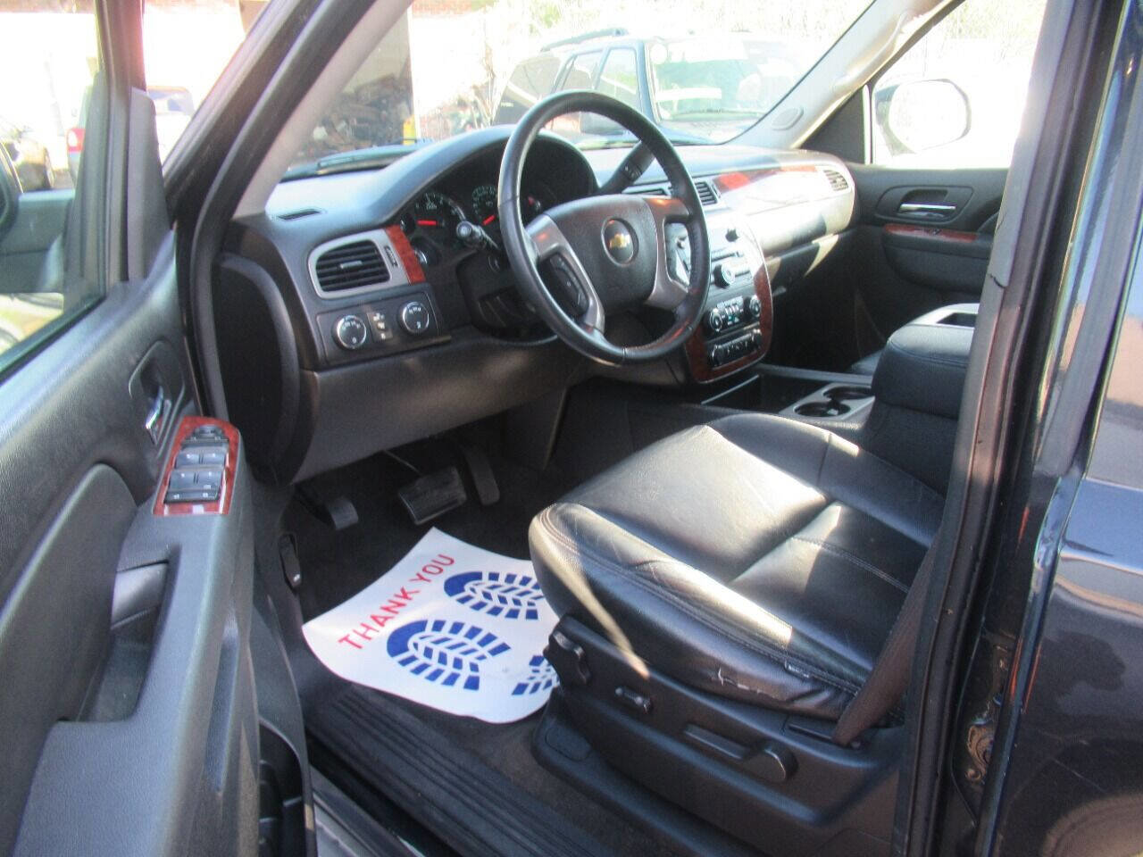 Used 2013 Chevrolet Suburban LS w/ Convenience Package 1 image 19