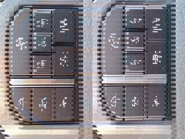 New 2025 Ford F150 Lariat w/ Equipment Group 502A High image 21