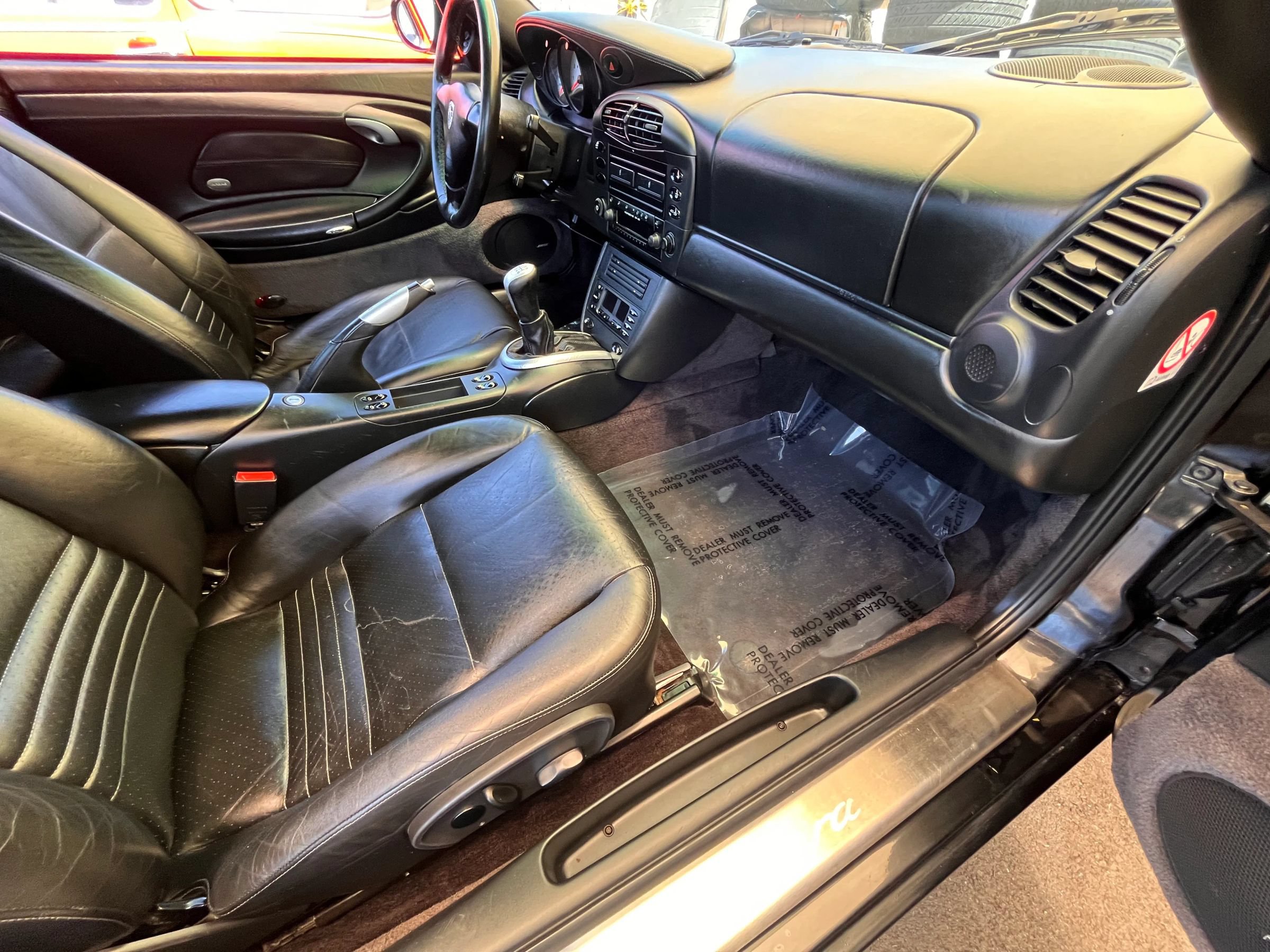 Used 2001 Porsche 911 Carrera 4 AWD/4WD image 12