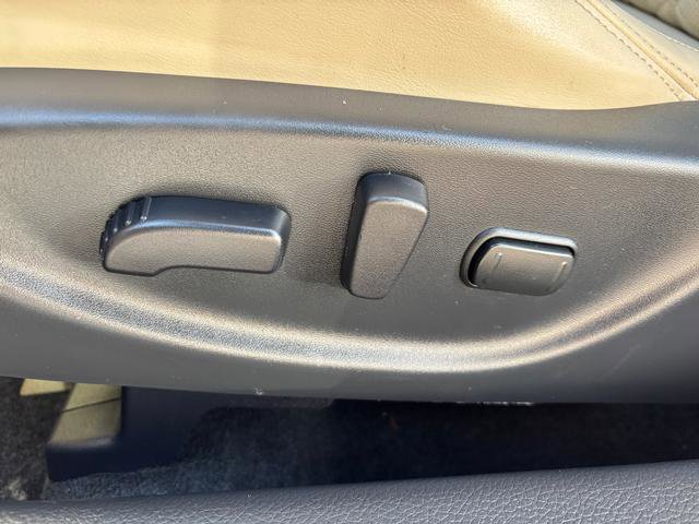 Used 2018 Nissan Maxima Platinum image 20