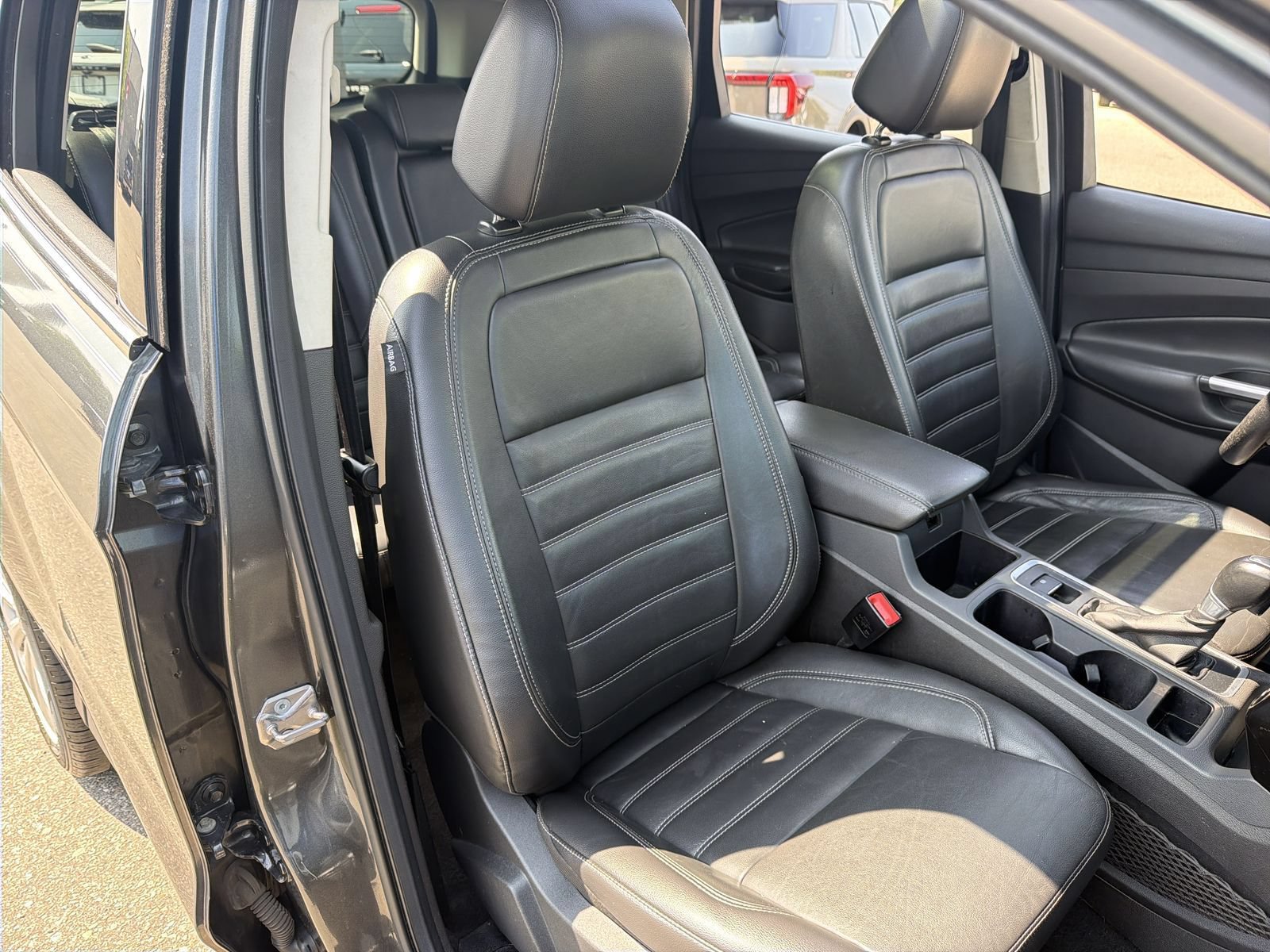 Used 2017 Ford Escape Titanium FWD image 25