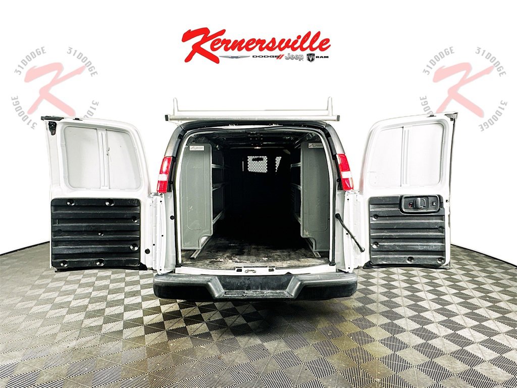 Used 2021 Chevrolet Express 2500 Work Van w/ Driver Convenience Package image 28