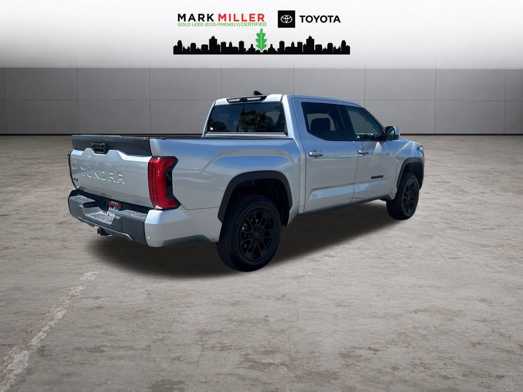 Used 2022 Toyota Tundra SR5 w/ Advanced Technology Package AWD/4WD image 5