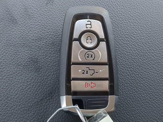 New 2026 Ford F350 XLT w/ XLT Premium Package image 38