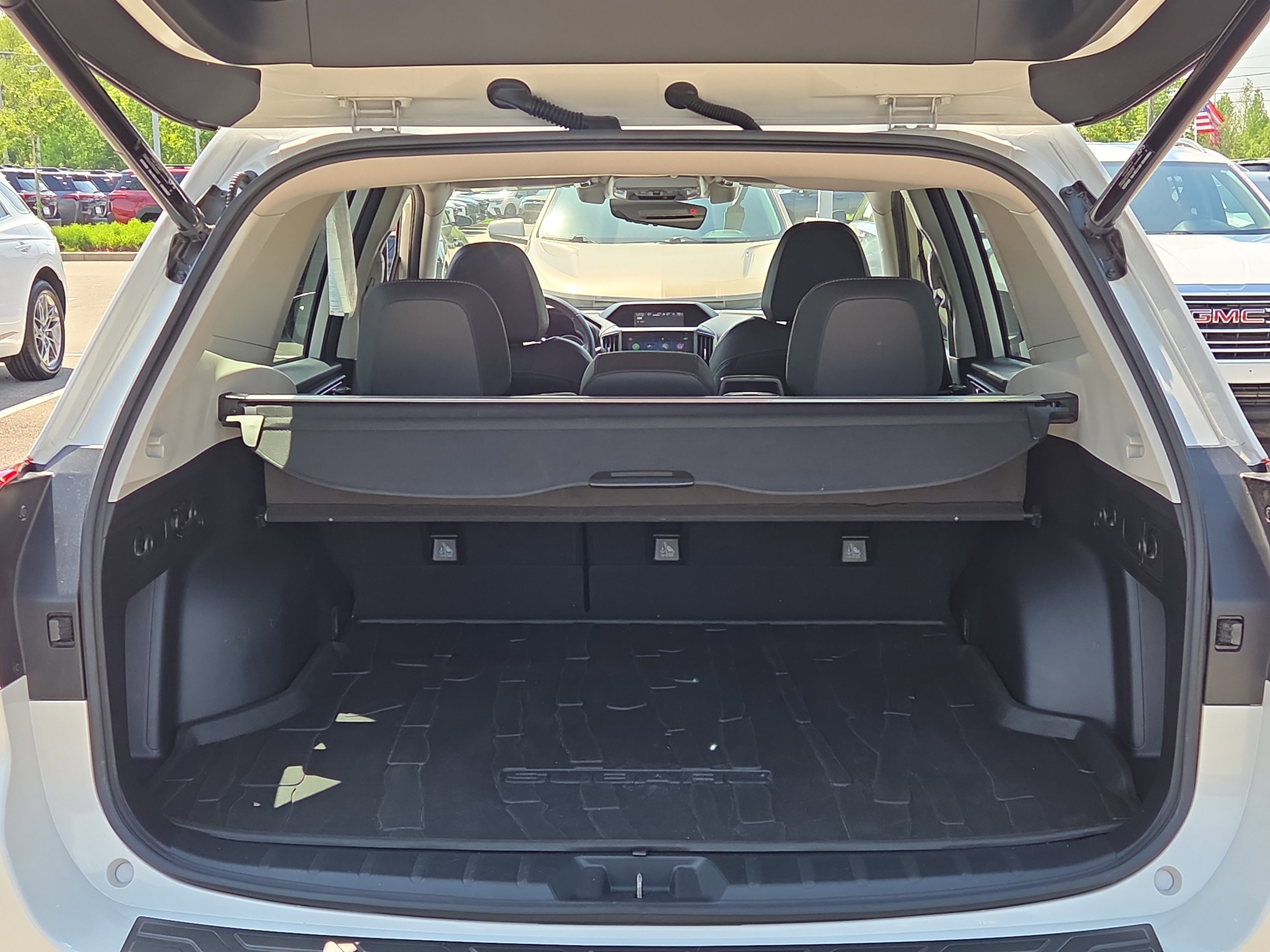 Used 2020 Subaru Forester Limited w/ Popular Package #3 image 13