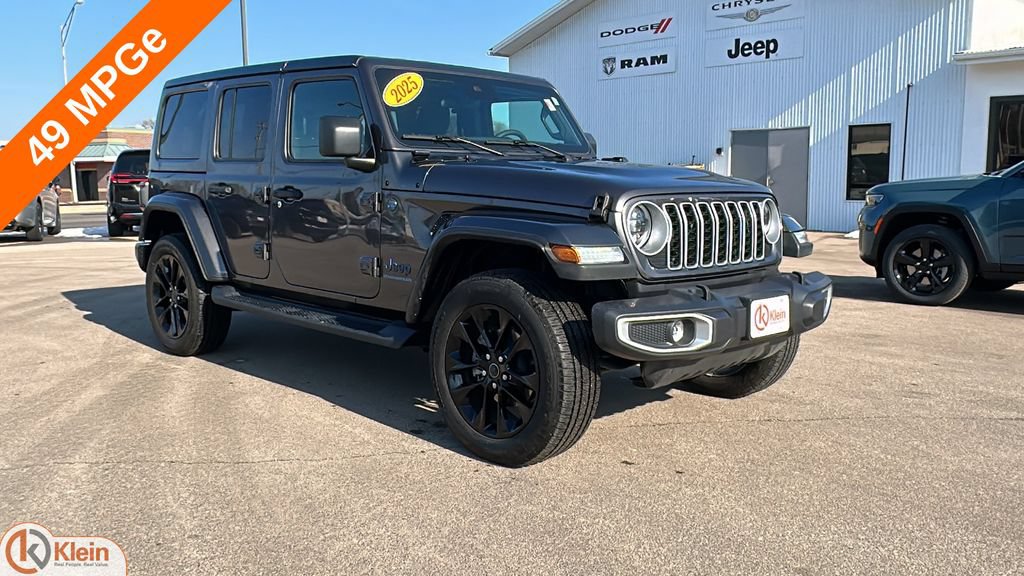 Used 2025 Jeep Wrangler Unlimited Sahara