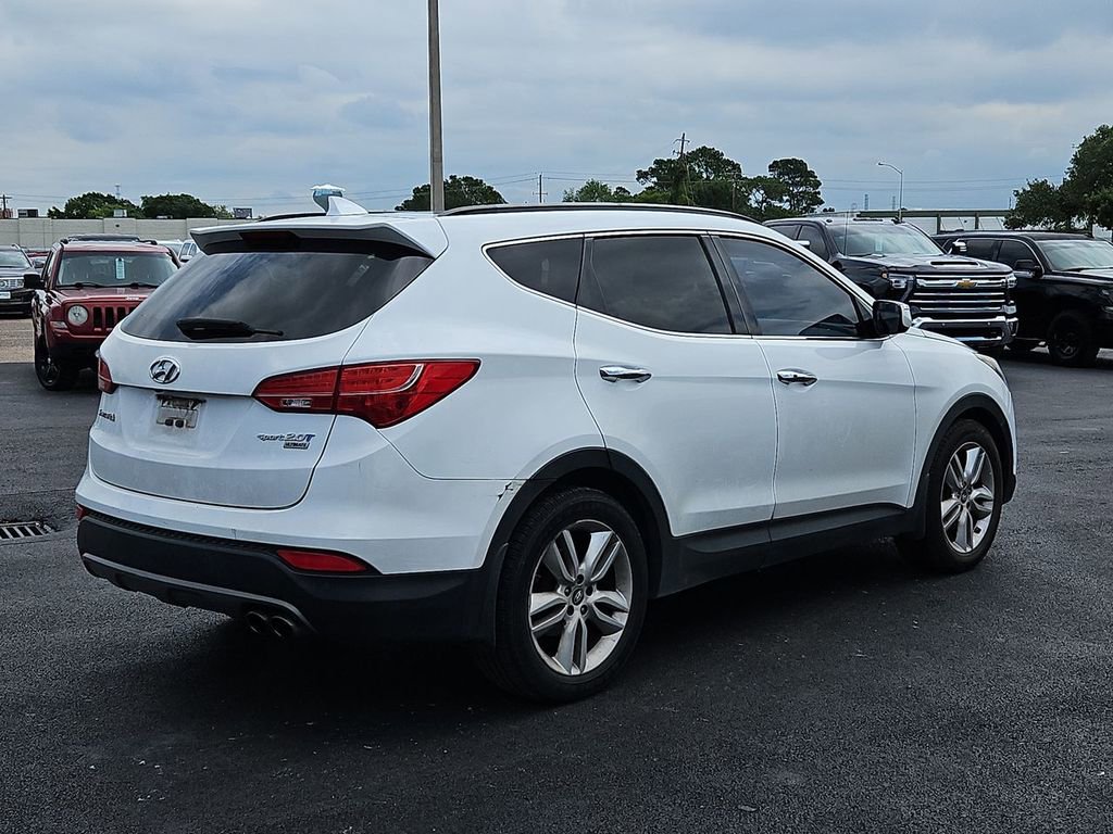 Used 2015 Hyundai Santa Fe Sport 2.0T w/ Option Group 05 FWD image 17