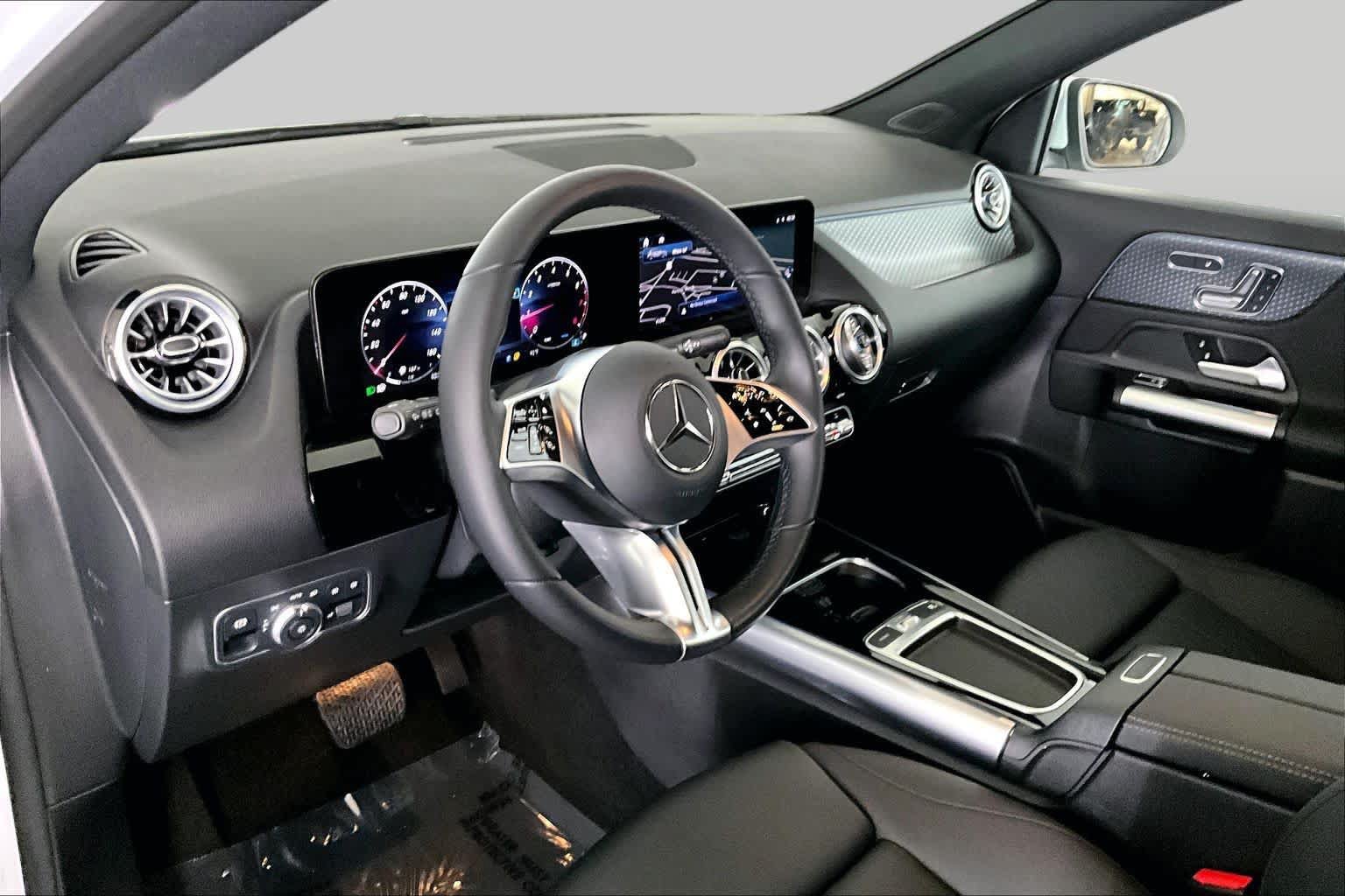 Certified 2024 Mercedes-Benz GLA 250 4MATIC image 18