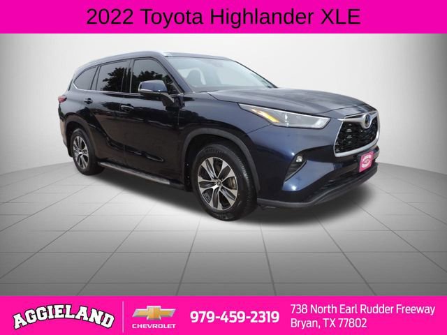 Used 2022 Toyota Highlander XLE