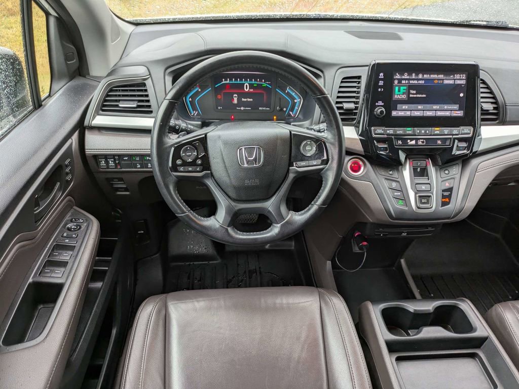 Used 2018 Honda Odyssey Touring image 18