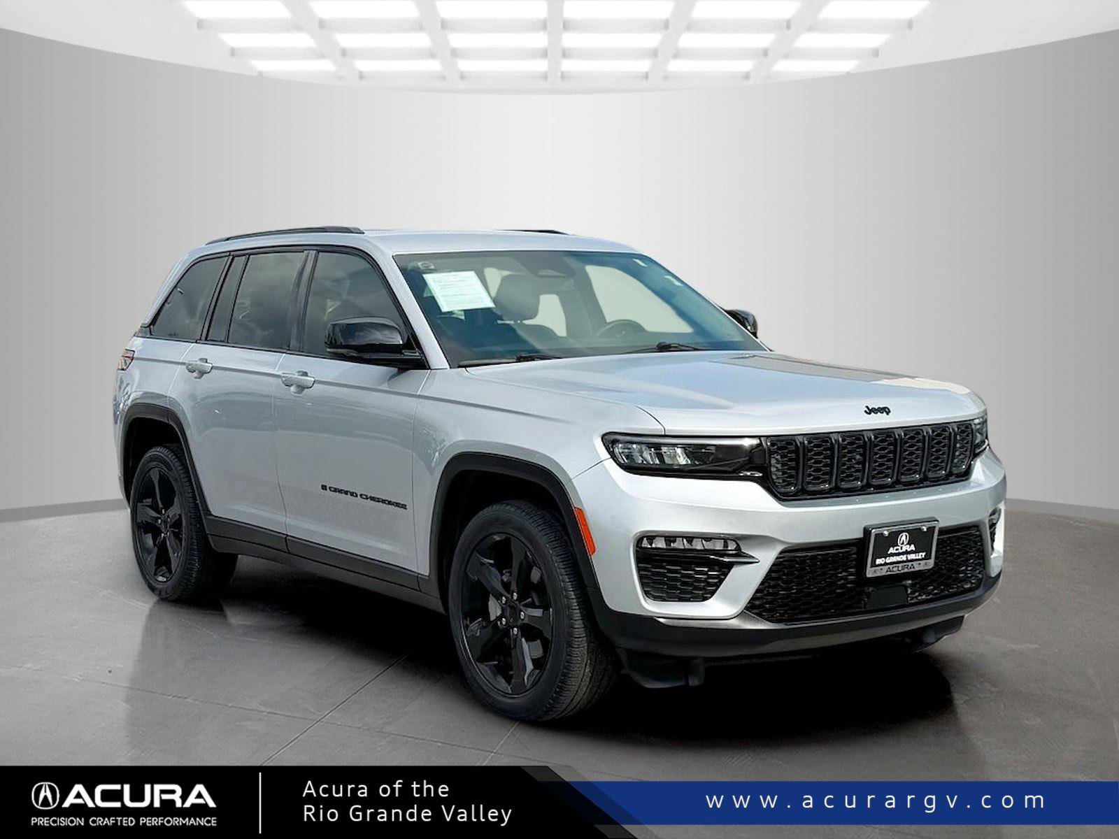 Used 2024 Jeep Grand Cherokee Limited w/ Black Appearance Package RWD video 1