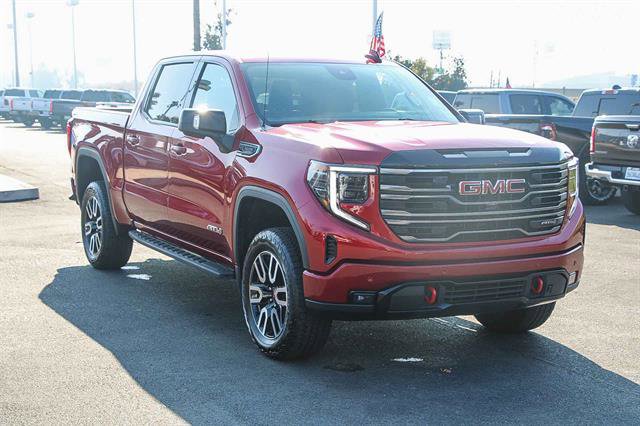 Used 2025 GMC Sierra 1500 AT4 w/ AT4 Premium Package image 5