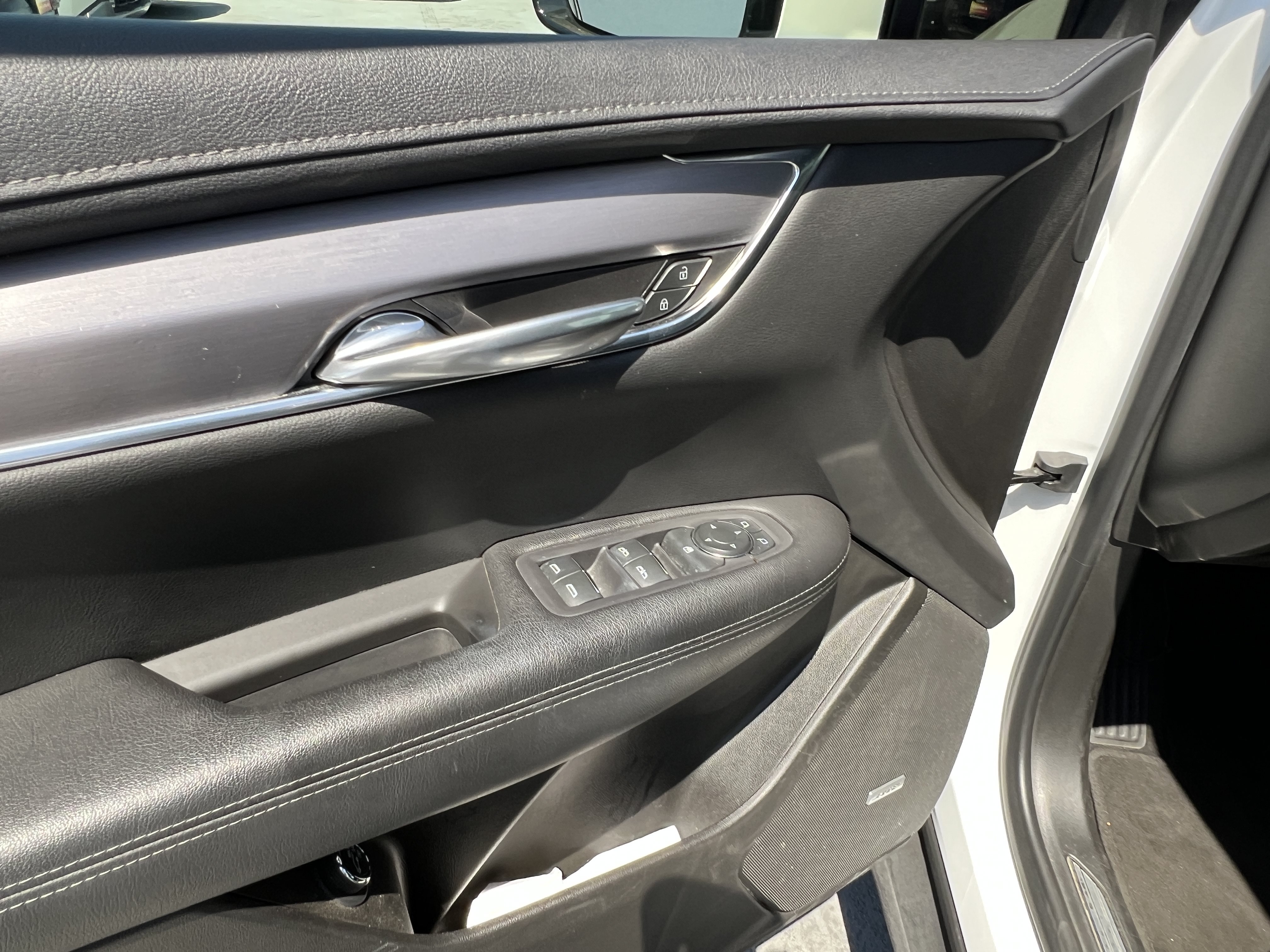 Used 2021 Cadillac XT5 Luxury AWD/4WD image 22