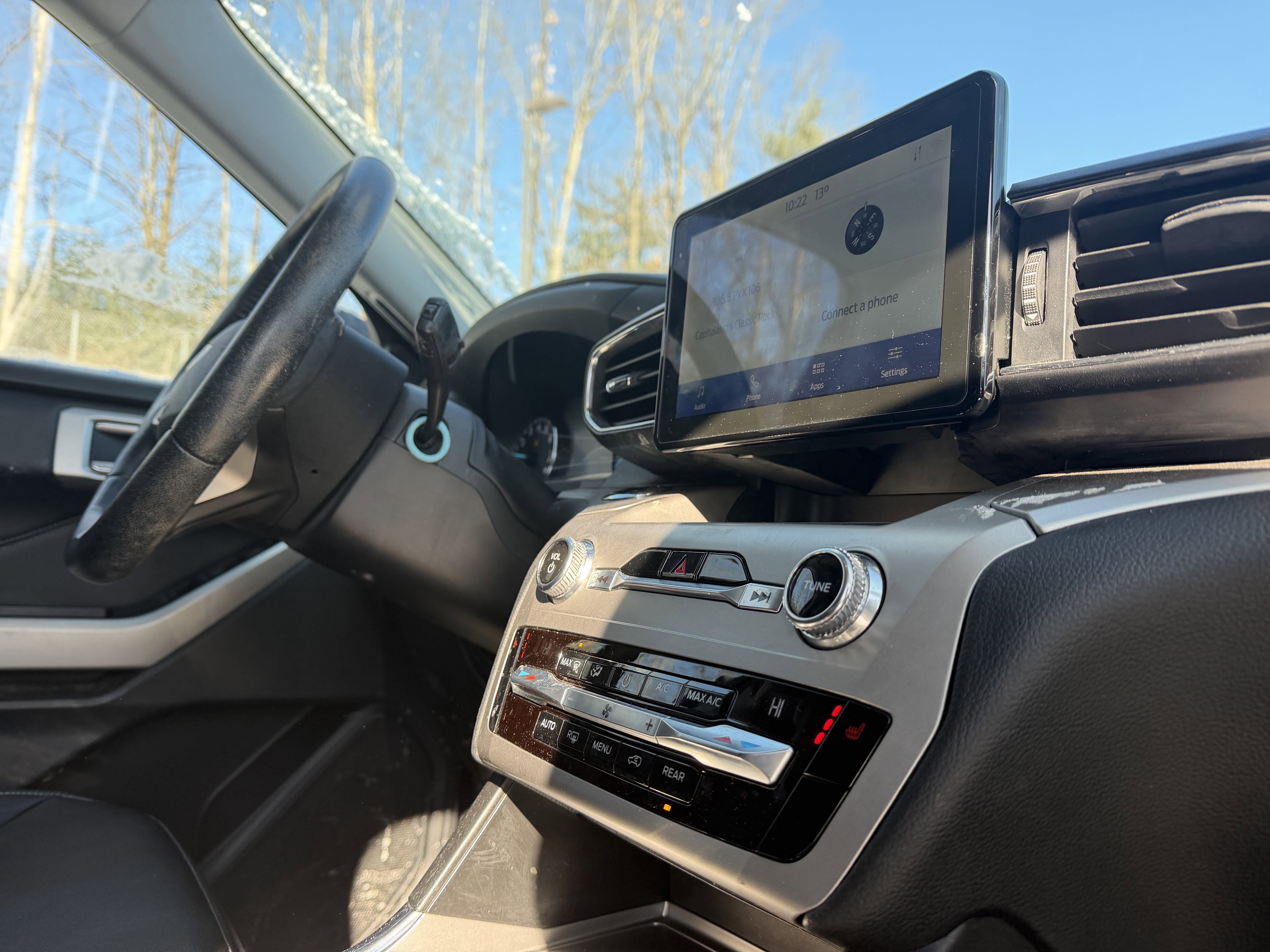 Used 2021 Ford Explorer XLT w/ Equipment Group 202A image 36