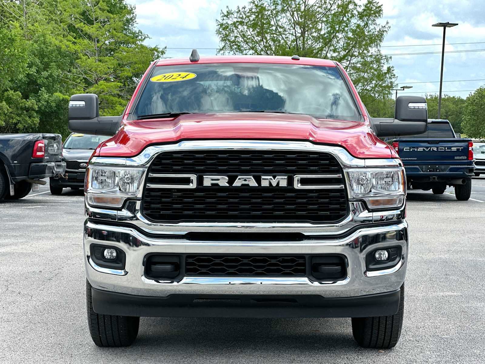 Used 2024 RAM 2500 Big Horn w/ Bed Utility Group image 10