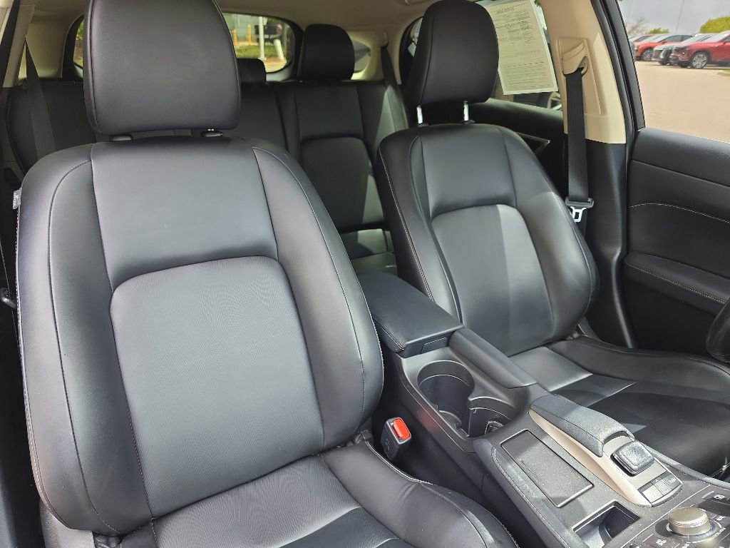 Used 2017 Lexus CT 200h FWD image 23