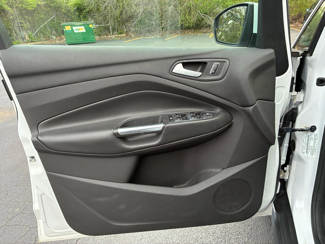 Used 2015 Ford C-MAX SE image 10