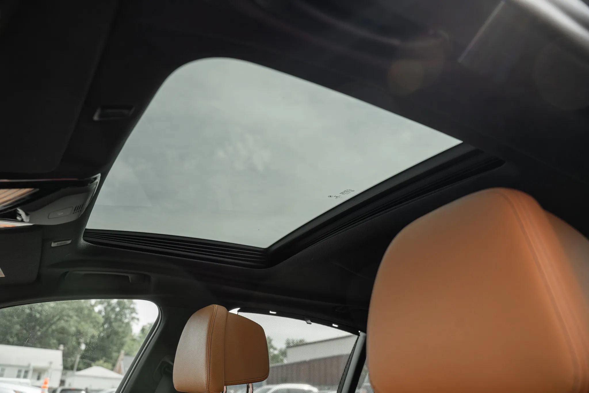 Used 2019 BMW M550i xDrive w/ Premium Package AWD/4WD image 20