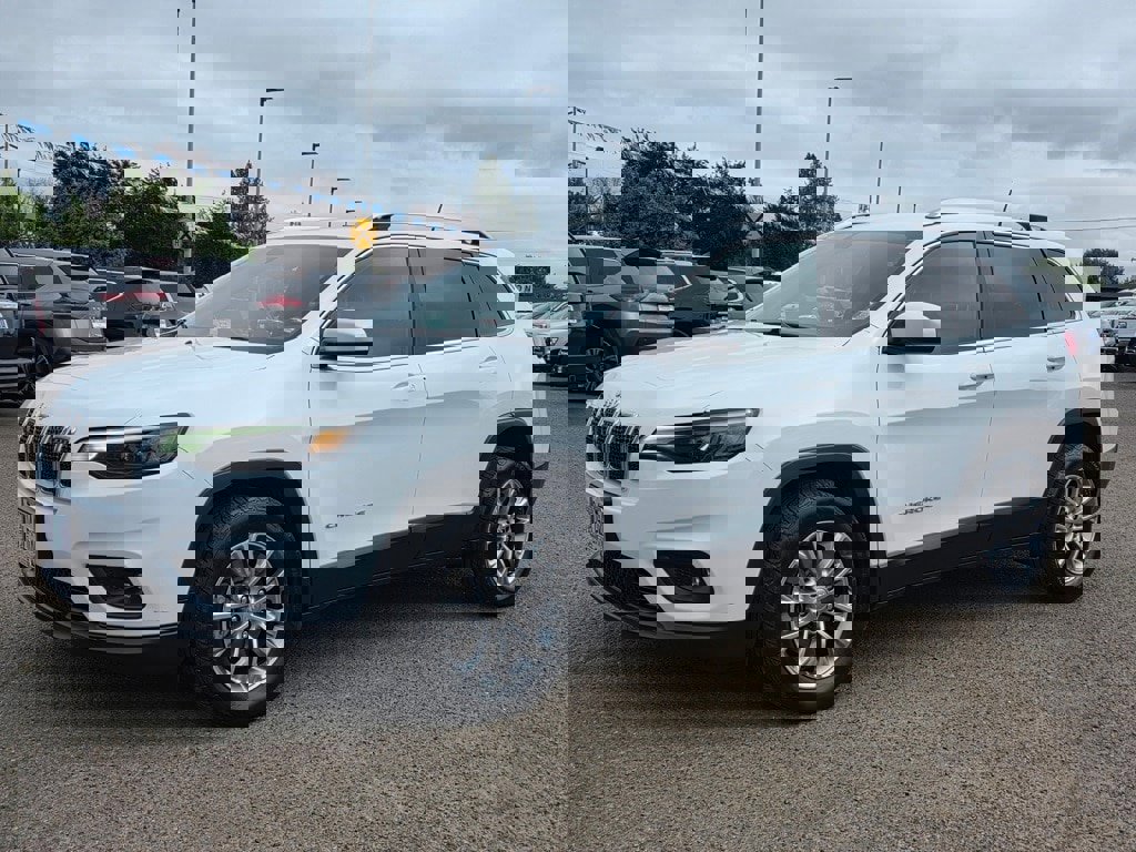 Used 2019 Jeep Cherokee Latitude Plus